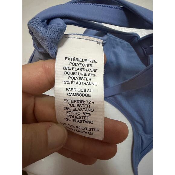 EUC Vuori light blue sports bra size extra small active wear Yoga - Picture 4 of 7